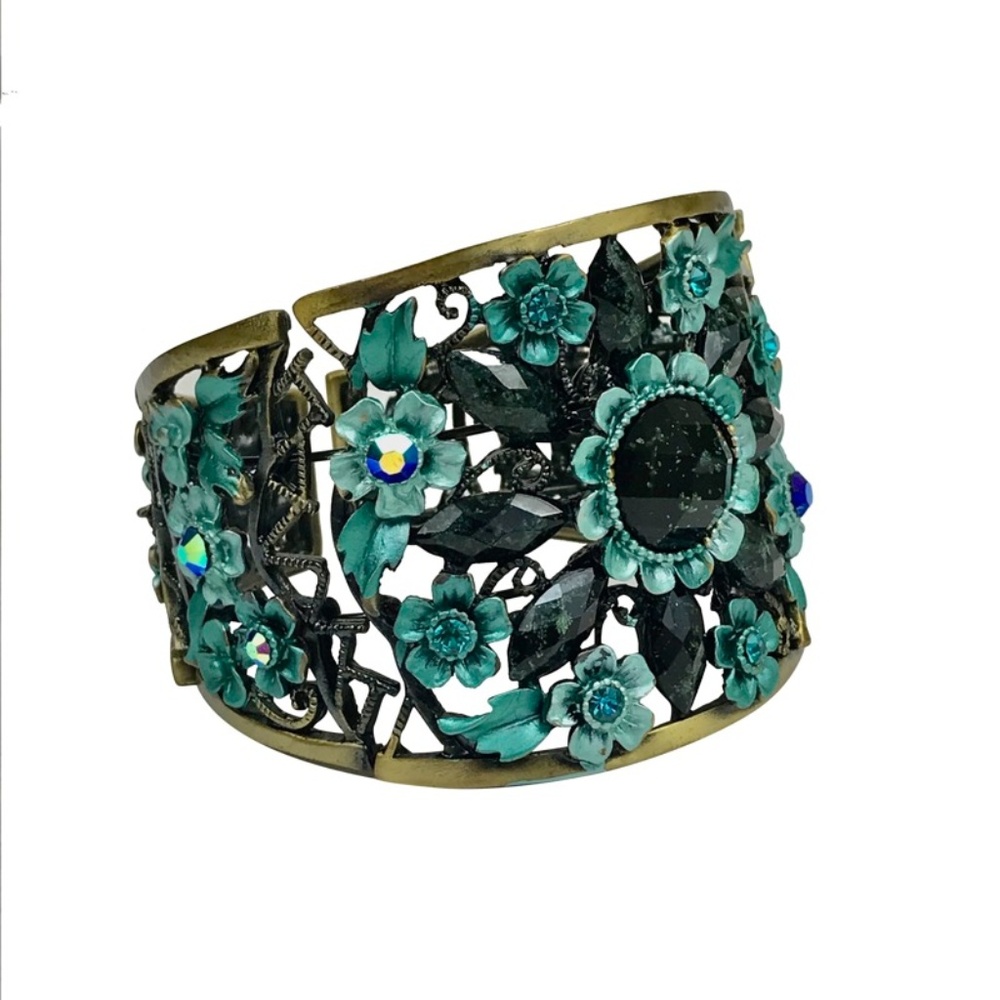 Bracelet Cuff Vintage Style Antique Gold Emerald